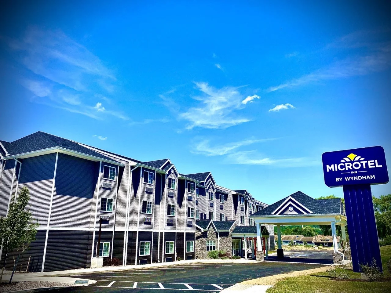 Microtel Inn & Suites by Wyndham Madison East from $56. Madison Hotel Deals  & Reviews - KAYAK